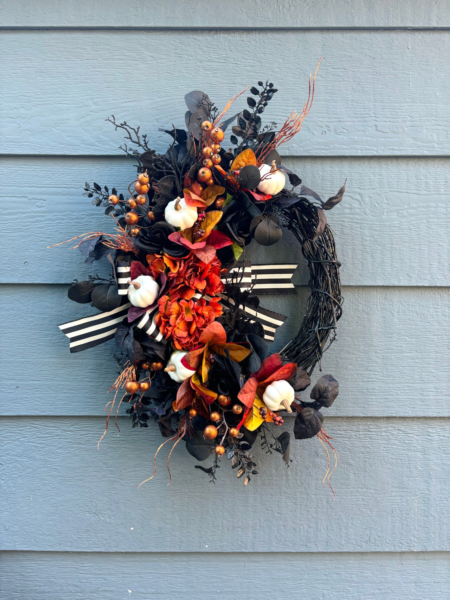 Black Bat Floral Halloween Wreath