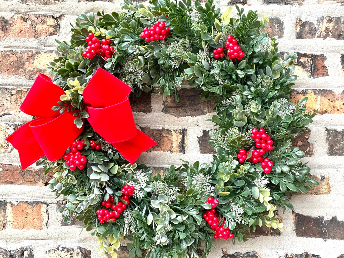 Frosted eucalyptus red berry Christmas wreath, red berry eucalyptus winter wreath, frosted pine eucalyptus wreath, boxwood berry wreath