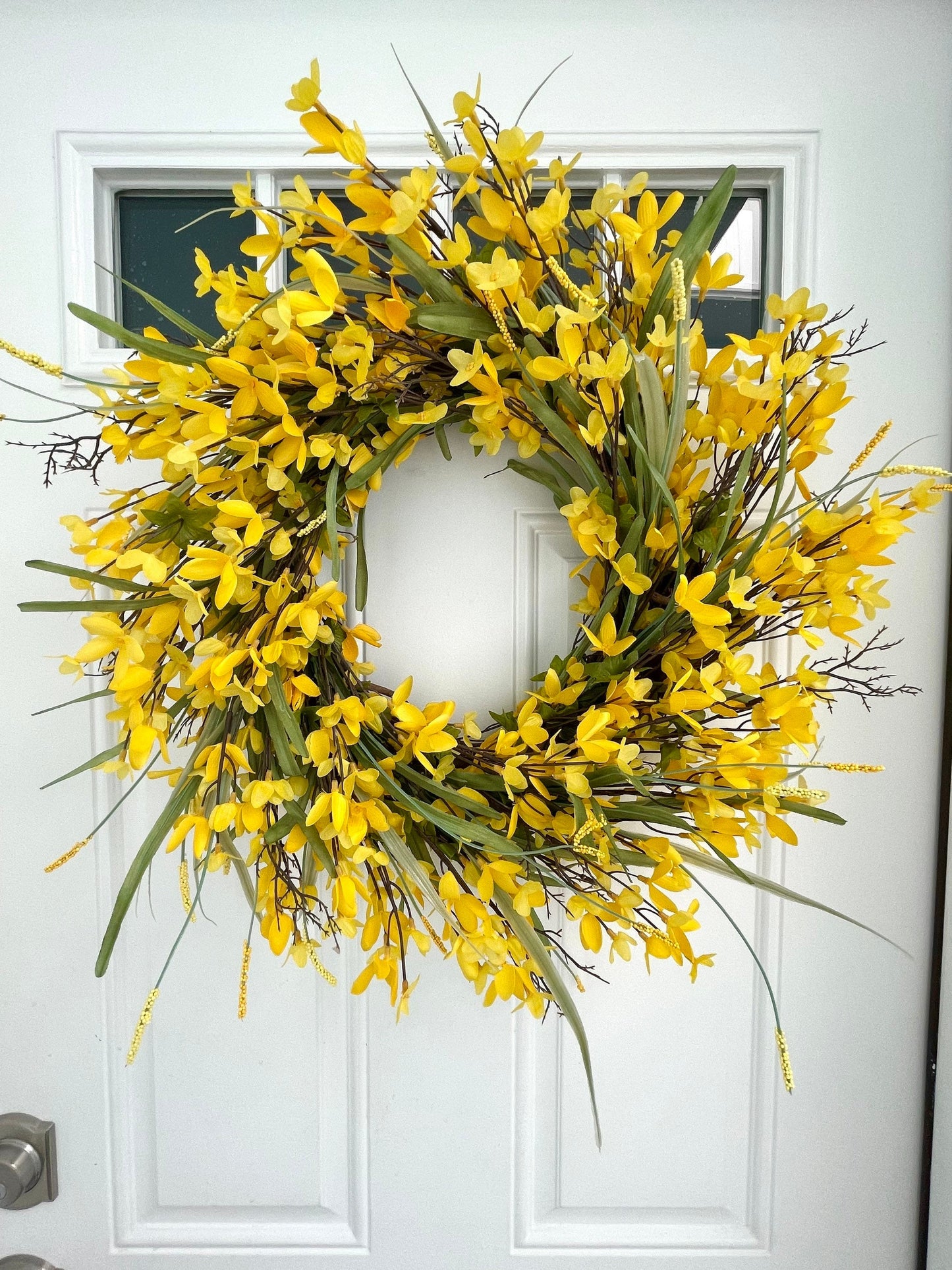 yellow forsythia wreath for front door, spring summer yellow wreath, spring forsythia wreath, farmhouse wreath, Easter wreath