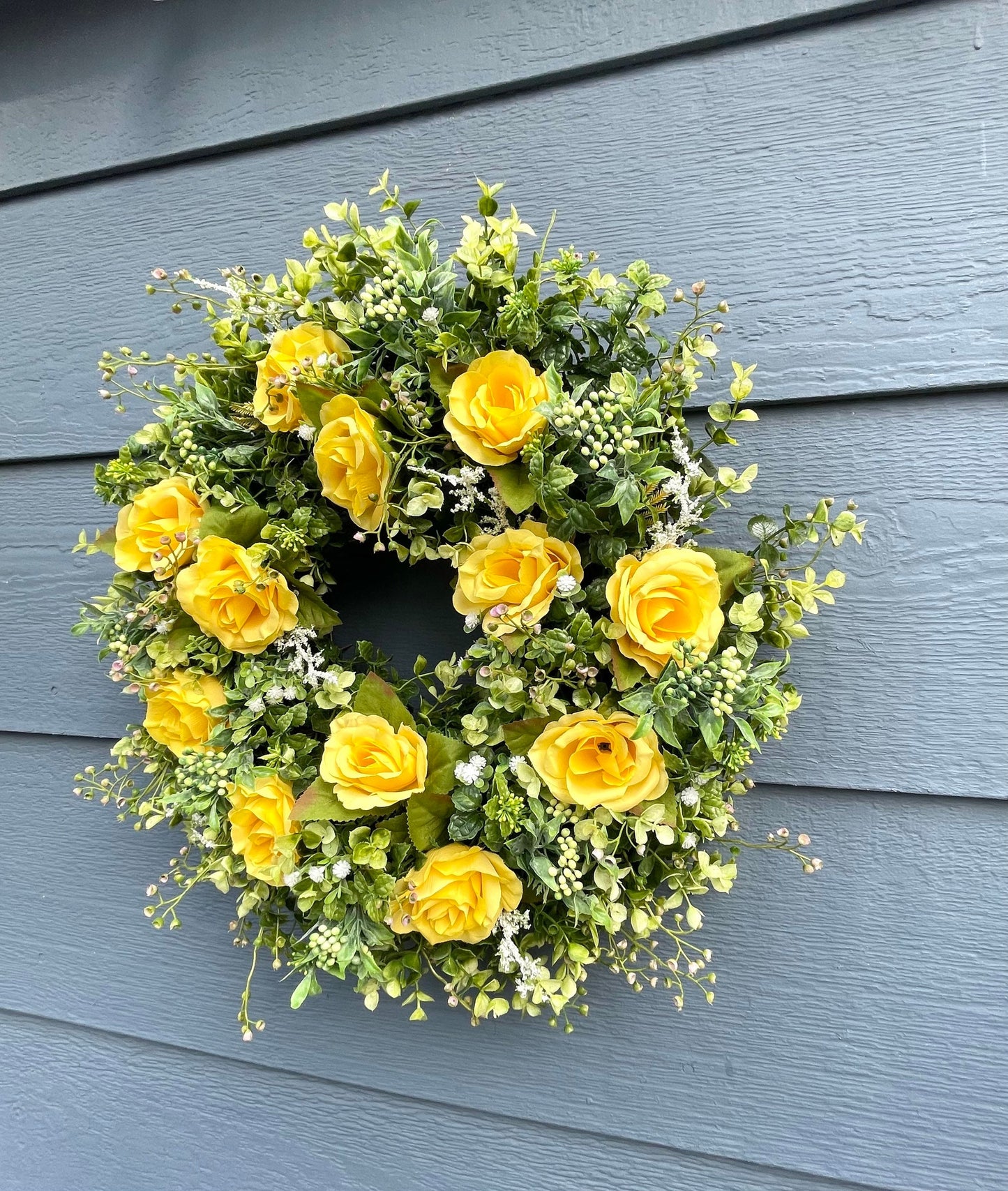 yellow roses eucalyptus wreath, mothers day wreath, fathers day wreath, summer eucalyptus wreath, cottage style wreath, boxwood wreath